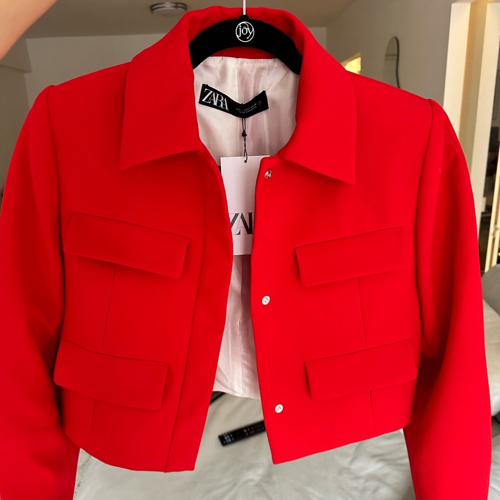 Zara trendy red blazer NWT!